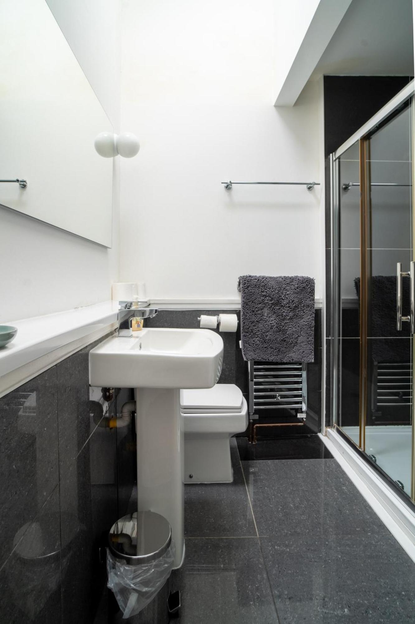 Plymouth Hoe - Beautiful 5 Bedroom Victorian House - Central Location エクステリア 写真